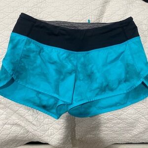 Lulu lemon 2.5 low rise speed up short